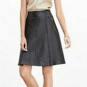 Banana Republic Faux Leather Skirt❤️